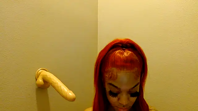 queeenJ online show from 6, 12, 2024