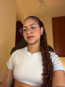 gretta kler1 online show from 14, 1, 2025