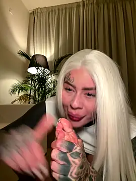 bambixboo online show from 9, 10, 2025