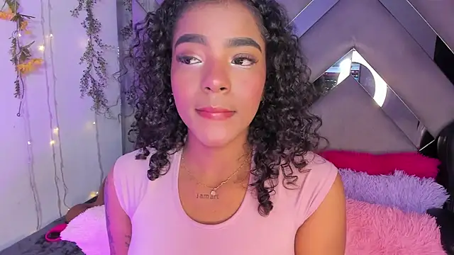 Iris hott1 online show from 18, 3, 2025