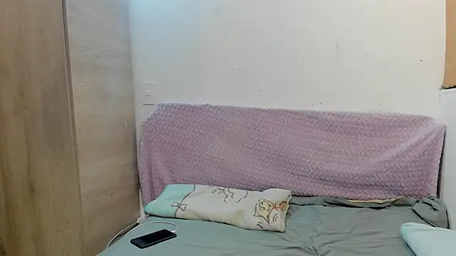 Amywhitexxxd online show from 15, 3, 2025