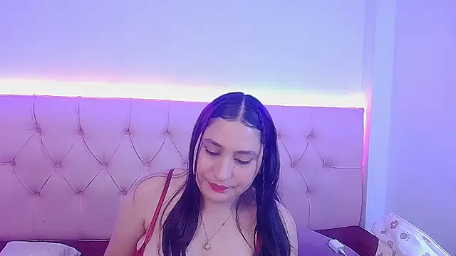 Little Cuttie  online show from 25, 1, 2025
