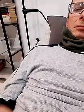 Snapshot of Anastasio33 chatting on 6, 3, 2026 Anastasio33 online show from 6, 3, 2026