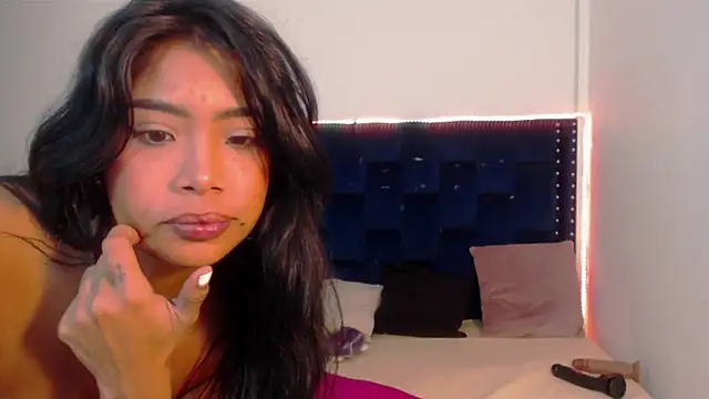 SaraApril 1 online show from 4, 2, 2025