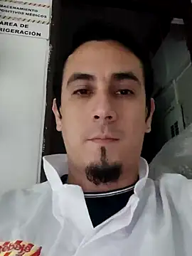 Snapshot of Rejy1992 chatting on 28, 12, 2024 Rejy1992 online show from 28, 12, 2024