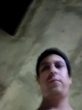 Snapshot of Rejy1992 chatting on 22, 11, 2025 Rejy1992 online show from 22, 11, 2025