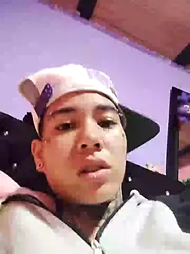 Snapshot of bad_couple_sex chatting on 3, 12, 2024 bad couple sex online show from 3, 12, 2024