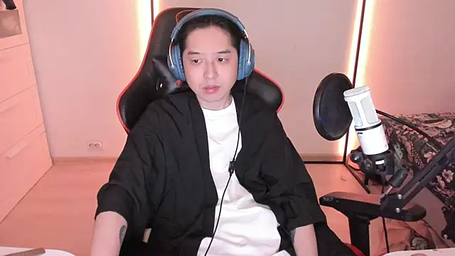 wexlee7 online show from 12, 1, 2026