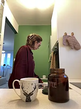 Snapshot of Hii_Lolla chatting on 10, 12, 2024 Hii Lolla online show from 10, 12, 2024