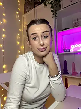 Snapshot of Hii_Lolla chatting on 20, 12, 2024 Hii Lolla online show from 20, 12, 2024