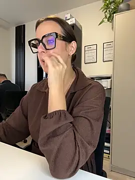 Snapshot of Hii_Lolla chatting on 13, 11, 2025 Hii Lolla online show from 13, 11, 2025