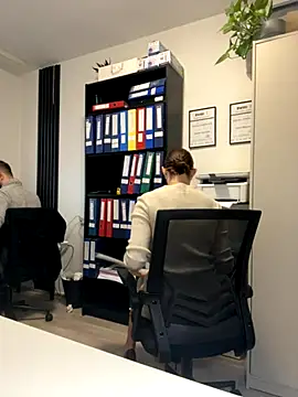 Snapshot of Hii_Lolla chatting on 18, 11, 2025 Hii Lolla online show from 18, 11, 2025