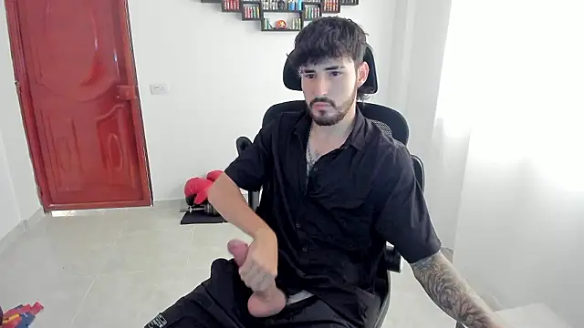 Snapshot of DmitriSanders chatting on 19, 3, 2026 DmitriSanders online show from 19, 3, 2026