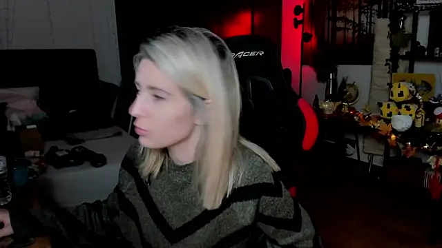 Lisaonthemoon online show from 30, 9, 2025