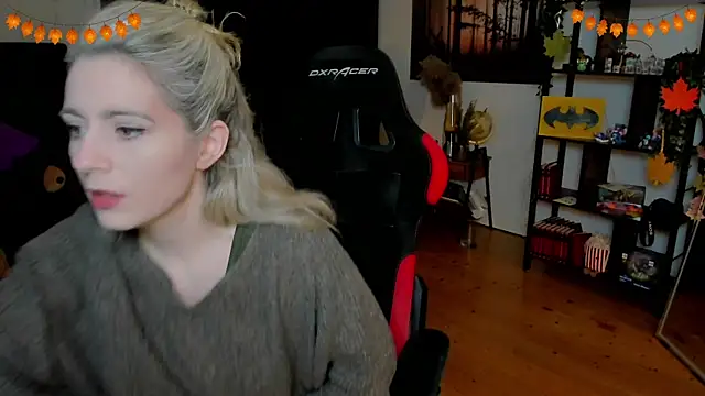 Lisaonthemoon online show from 29, 10, 2025