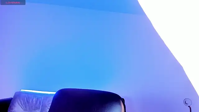 Snapshot of alicee_smithh1 chatting on 22, 10, 2025 alicee smithh1 online show from 22, 10, 2025