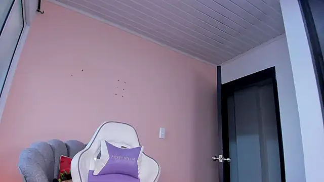 lili turner online show from 9, 12, 2024