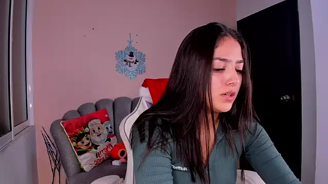 lili turner online show from 28, 12, 2024