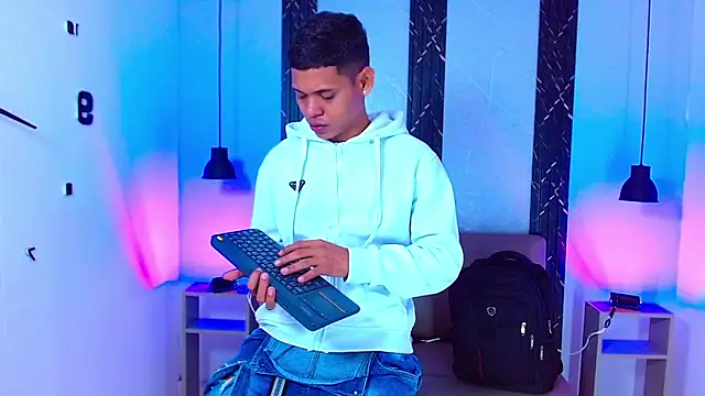 Damar fhelipe online show from 28, 9, 2025