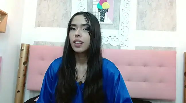 Snapshot of Cloeandtyfanny chatting on 28, 2, 2025 Cloeandtyfanny online show from 28, 2, 2025