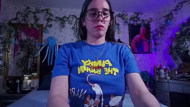 Elizabeth77  online show from 20, 1, 2025