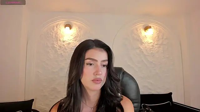 PaulinaSantos  online show from 3, 10, 2025