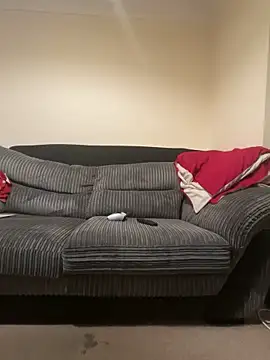 Snapshot of LondonTeffy chatting on 20, 12, 2024 LondonTeffy online show from 20, 12, 2024