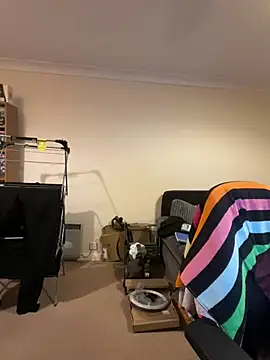 Snapshot of LondonTeffy chatting on 7, 1, 2025 LondonTeffy online show from 7, 1, 2025