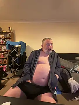 Snapshot of LondonTeffy chatting on 14, 1, 2025 LondonTeffy online show from 14, 1, 2025