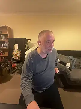 Snapshot of LondonTeffy chatting on 15, 10, 2025 LondonTeffy online show from 15, 10, 2025