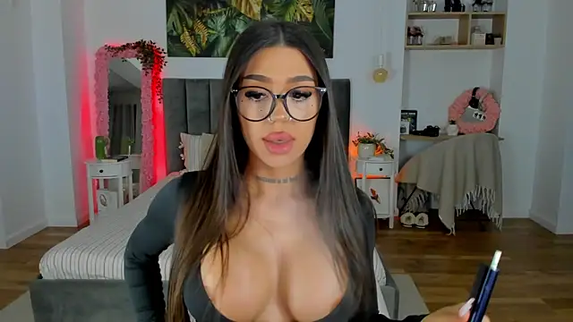 Snapshot of Fancy_Jenn chatting on 17, 11, 2025 Fancy Jenn online show from 17, 11, 2025