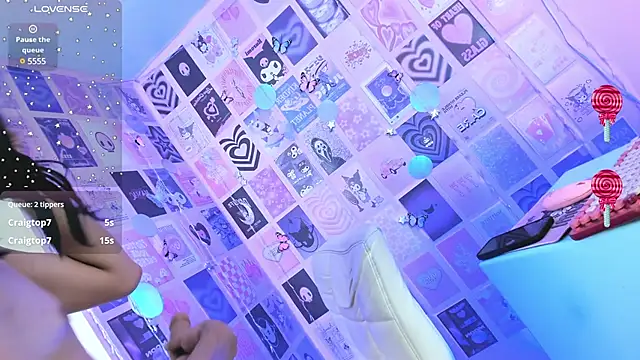 Snapshot of andy_candy01 chatting on 22, 12, 2024 andy candy01 online show from 22, 12, 2024
