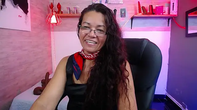 Snapshot of MaturePure chatting on 11, 10, 2025 MaturePure online show from 11, 10, 2025