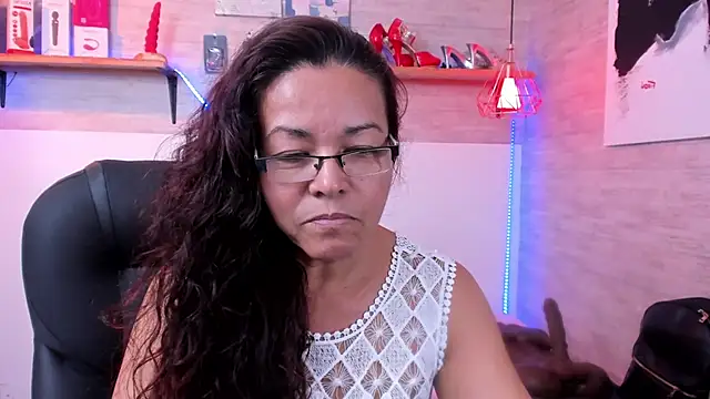 Snapshot of MaturePure chatting on 13, 11, 2025 MaturePure online show from 13, 11, 2025