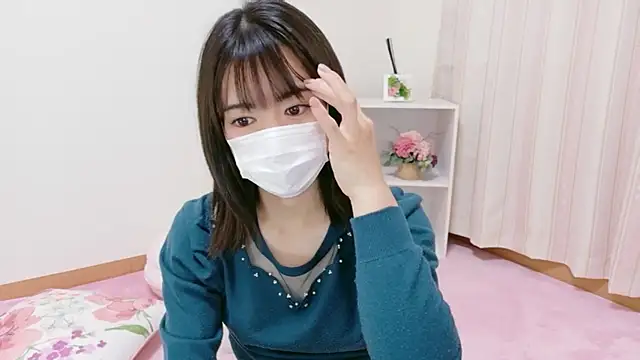 Snapshot of QoMeioQ chatting on 27, 10, 2025 QoMeioQ online show from 27, 10, 2025