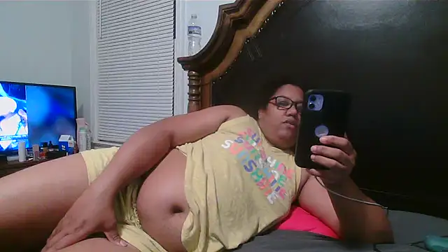ebonyred online show from 31, 12, 2024