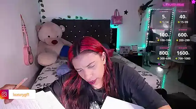 Snapshot of Pocahontaslovex chatting on 14, 1, 2025 Pocahontaslovex online show from 14, 1, 2025