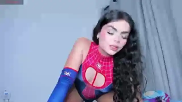 Snapshot of cheryl_blossom69 chatting on 29, 10, 2025 cheryl blossom69 online show from 29, 10, 2025