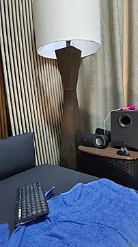 Snapshot of Deisy_Torres chatting on 21, 10, 2025 Deisy Torres online show from 21, 10, 2025