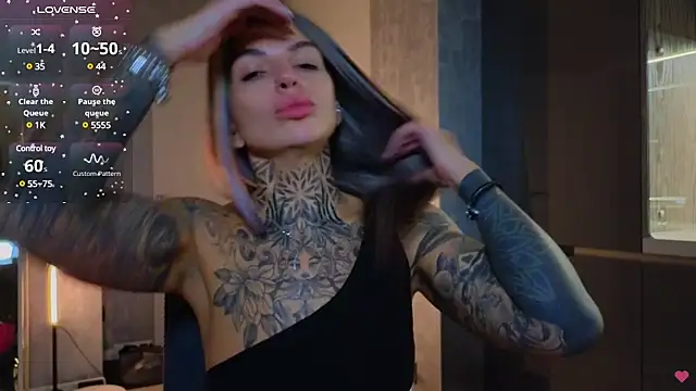 tattooedBabyy online show from 18, 2, 2025