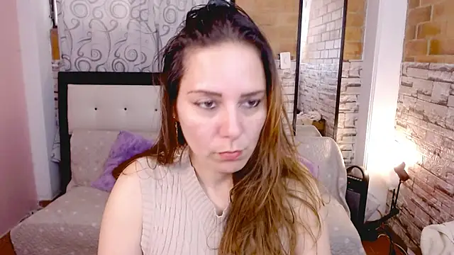 camila delarosa online show from 6, 2, 2026