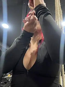 Dalila Thoms online show from 24, 1, 2025