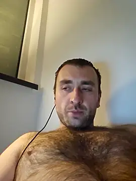 Snapshot of TIGERRR86 chatting on 4, 10, 2025 TIGERRR86 online show from 4, 10, 2025