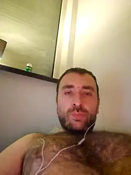 Snapshot of TIGERRR86 chatting on 18, 10, 2025 TIGERRR86 online show from 18, 10, 2025