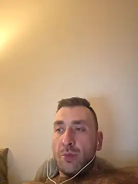 Snapshot of TIGERRR86 chatting on 8, 3, 2026 TIGERRR86 online show from 8, 3, 2026