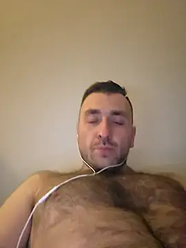 Snapshot of TIGERRR86 chatting on 8, 3, 2026 TIGERRR86 online show from 8, 3, 2026