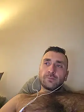 Snapshot of TIGERRR86 chatting on 12, 3, 2026 TIGERRR86 online show from 12, 3, 2026