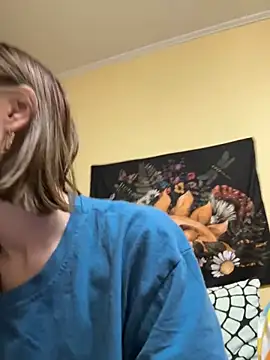 Crayzy Luv online show from 15, 1, 2025