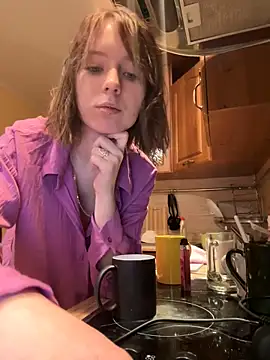 Crayzy Luv online show from 27, 1, 2025