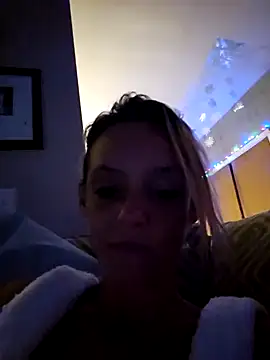 Snapshot of Dixiefaye_Pika chatting on 18, 12, 2024 Dixiefaye Pika online show from 18, 12, 2024